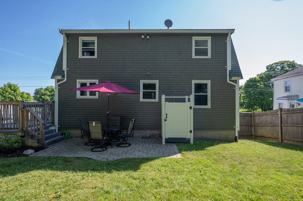 Single Family Residence at 29 Wituwamat Rd, Weymouth MA 02191, photo 35 of 42