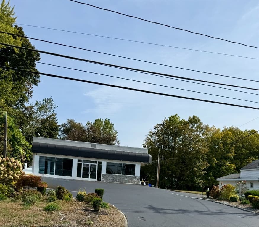 651 Enfield, Enfield CT 06082