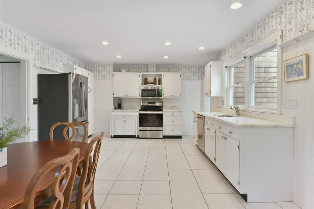 Single Family Residence at 172 Irving Avenue, Barnstable MA 02647, Barnstable, photo 23 of 40