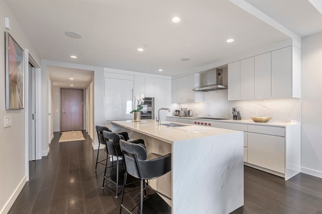 Condominium at 150 Seaport Blvd # 6D, Boston MA 02210, photo 13 of 30