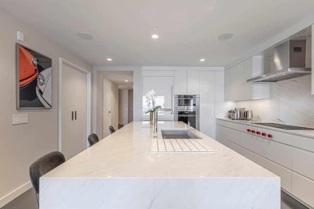 Condominium at 150 Seaport Blvd # 6D, Boston MA 02210, photo 10 of 30