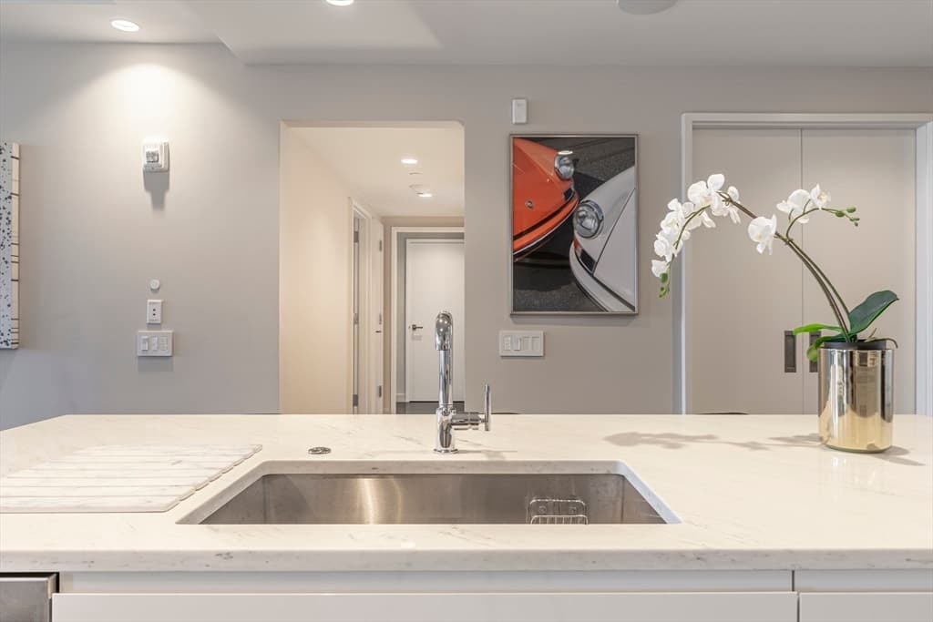 Condominium at 150 Seaport Blvd # 6D, Boston MA 02210, photo 11 of 30