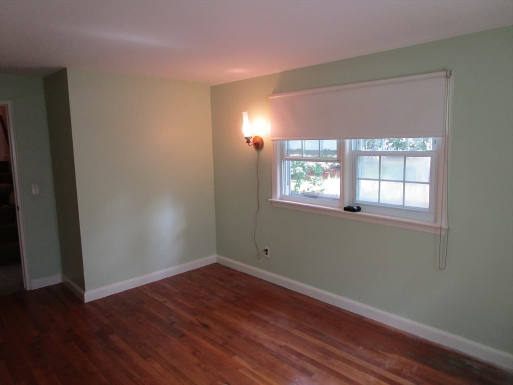Single Family Residence at 16 Munroe Ave, Reading MA 01867, photo 14 of 42