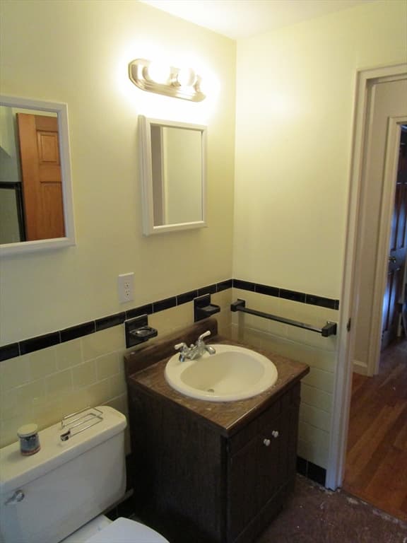 Single Family Residence at 16 Munroe Ave, Reading MA 01867, photo 29 of 42
