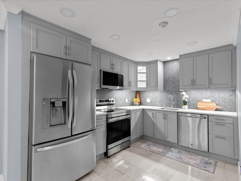 232 Canton St # 104, Randolph MA 02368