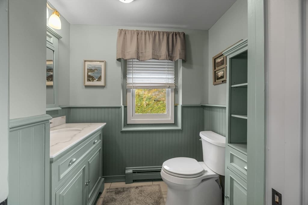 Single Family Residence at 52 Corn Hill Rd, Truro MA 02666, Truro, photo 26 of 42