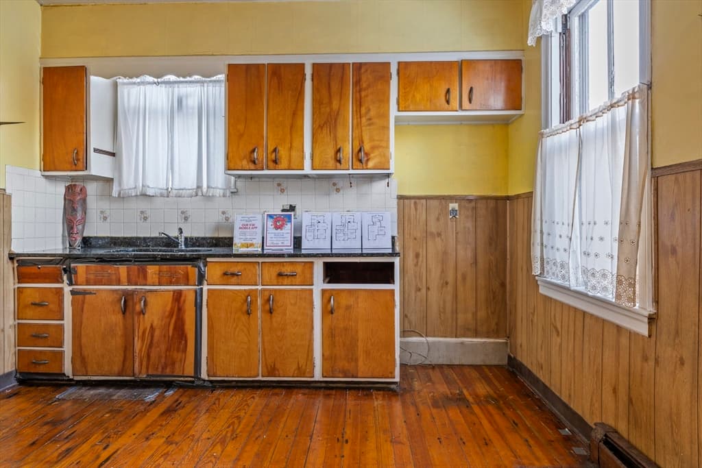 Single Family Residence at 61 Whitmarsh Street, Providence RI 02907, photo 18 of 42