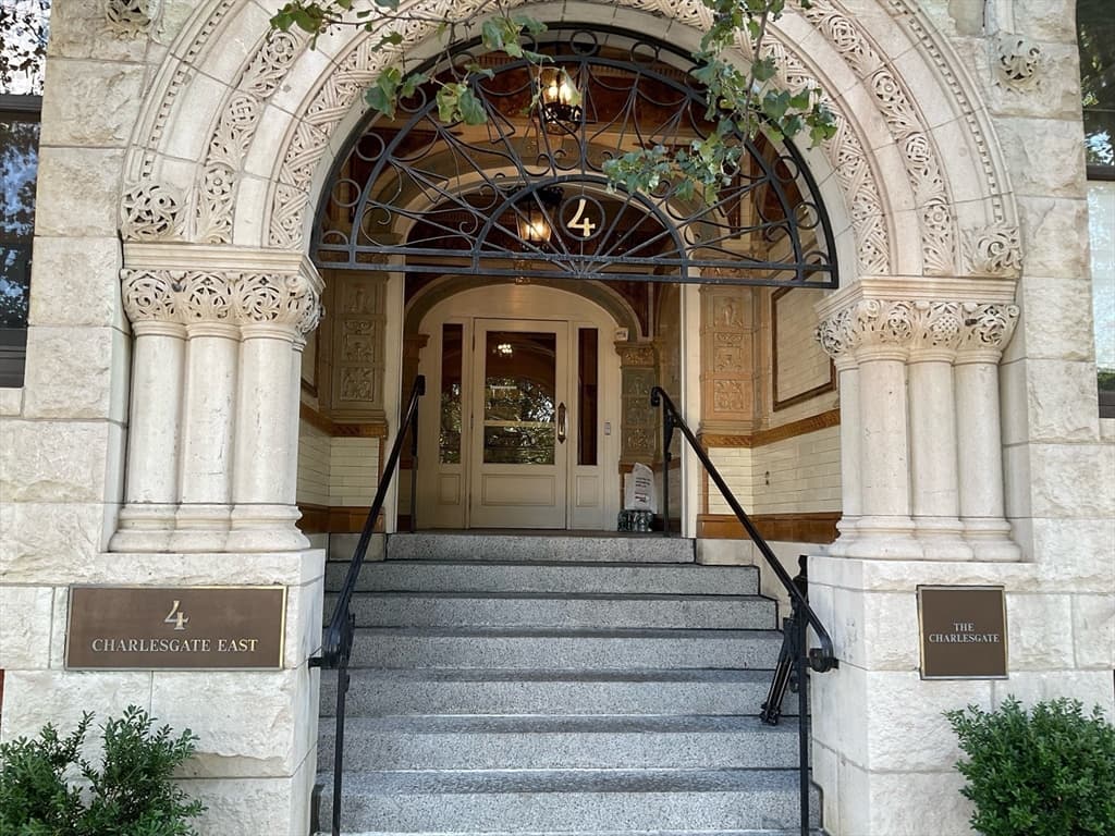 4 Charlesgate East # 107, Boston MA 02115