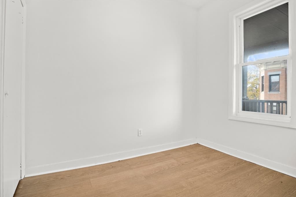 252-254 Magnolia St, Boston MA 02121 photo 12