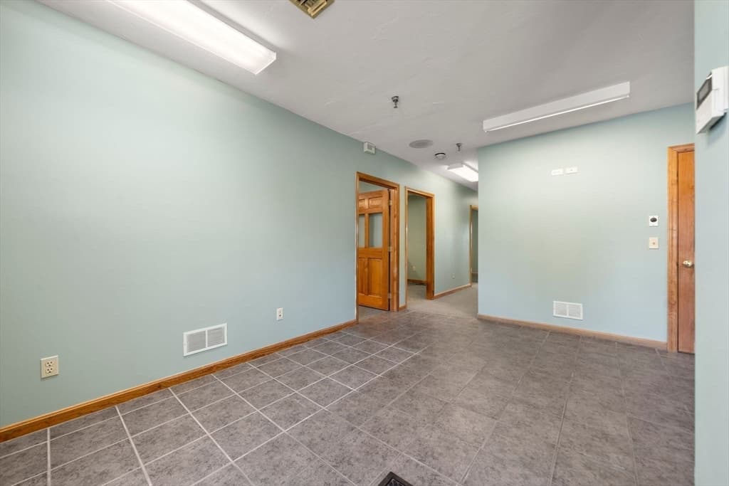 Commercial Sale at 4 Barlows Landing Rd # 16, Bourne MA 02559, photo 18 of 29