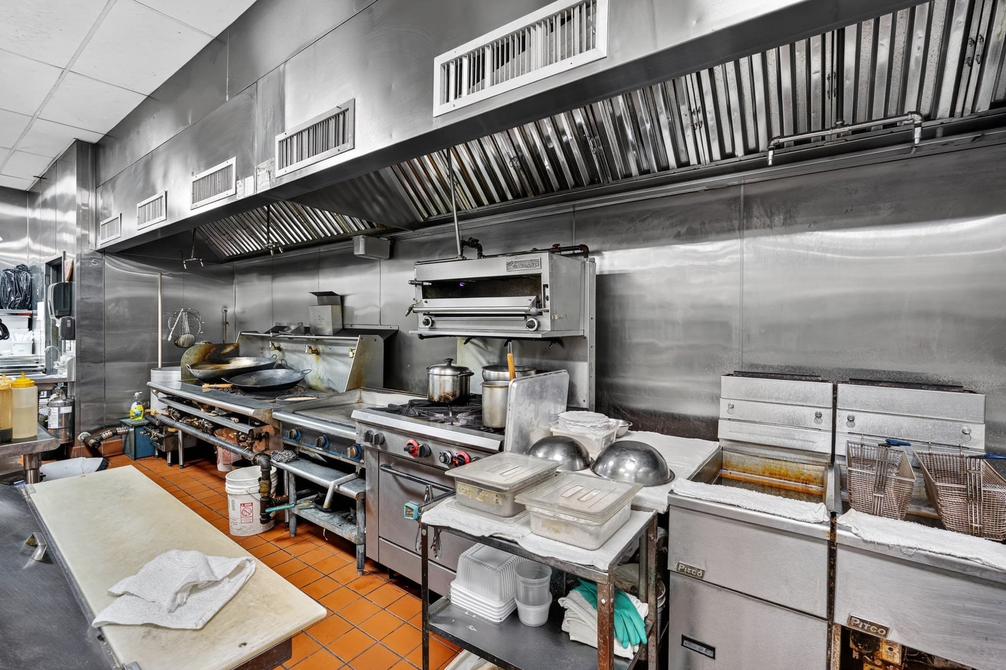 Commercial Sale at 560 S Main St, Andover MA 01810, photo 14 of 18