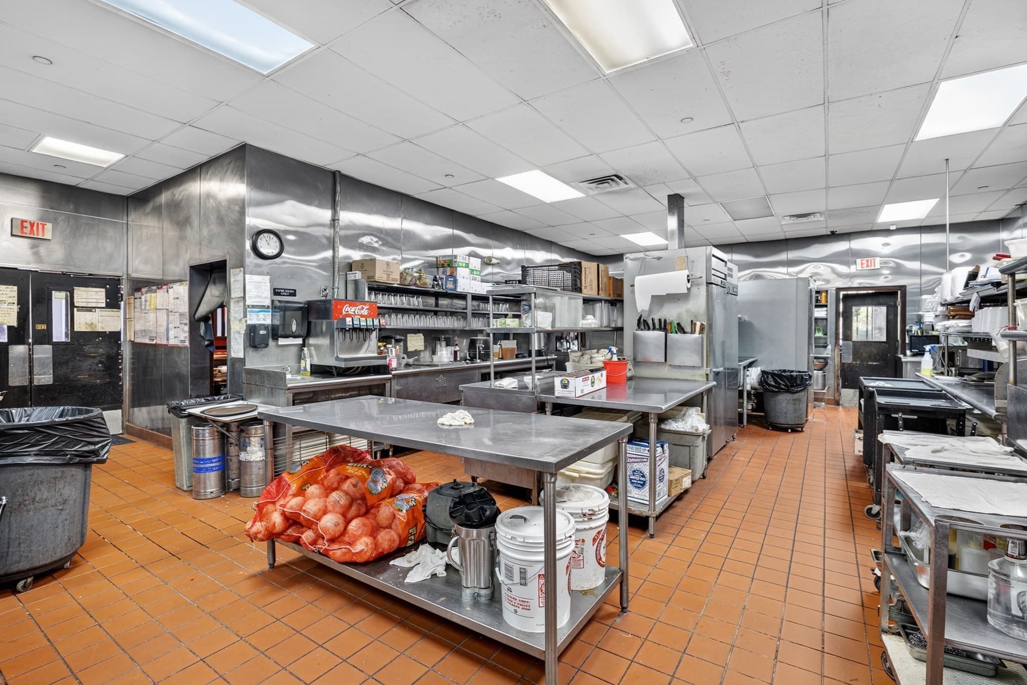 Commercial Sale at 560 S Main St, Andover MA 01810, photo 15 of 18