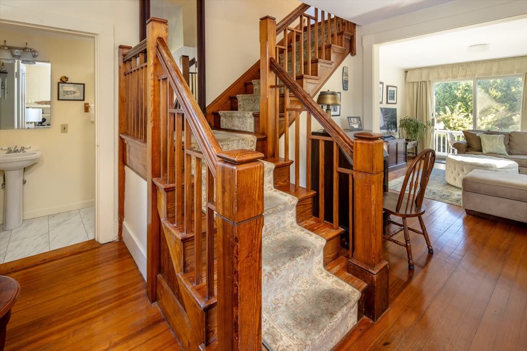 Single Family Residence at 4 Blackhall Ct, Marion MA 02738, Marion, photo 20 of 42