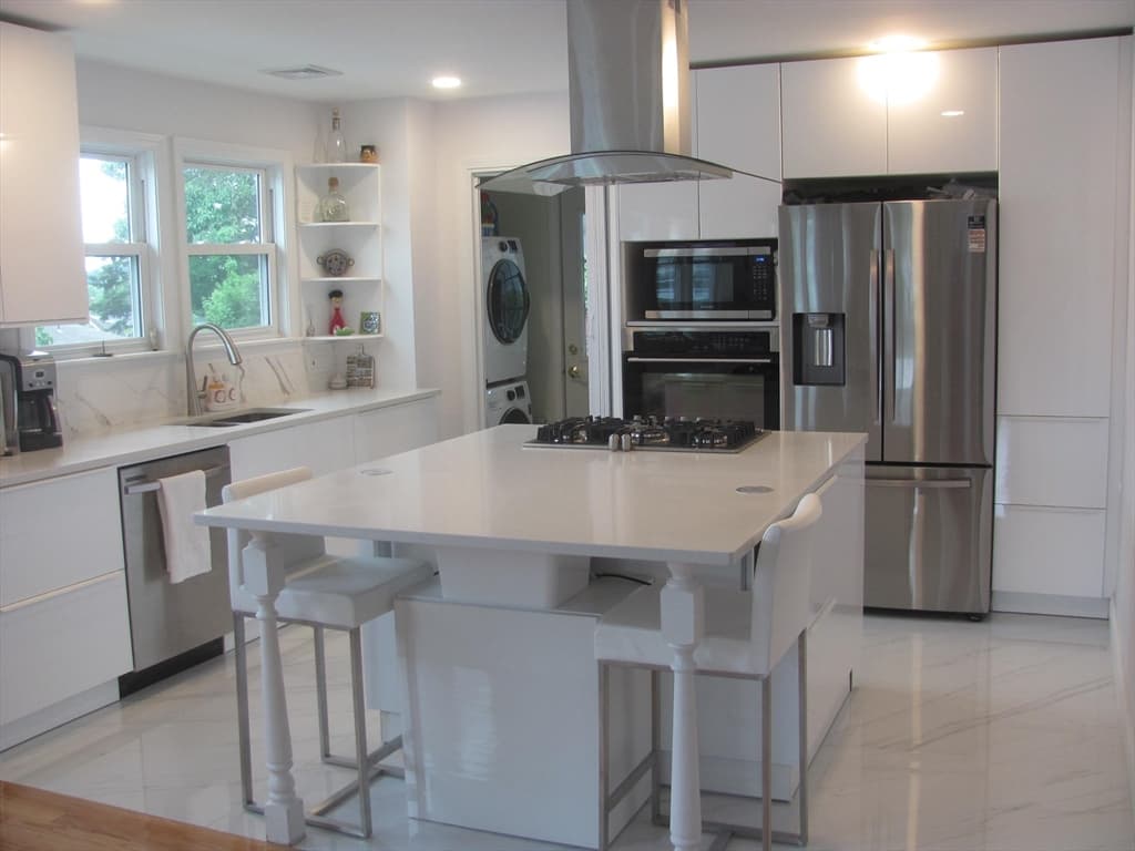 50 Carroll St # 50, Watertown MA 02472