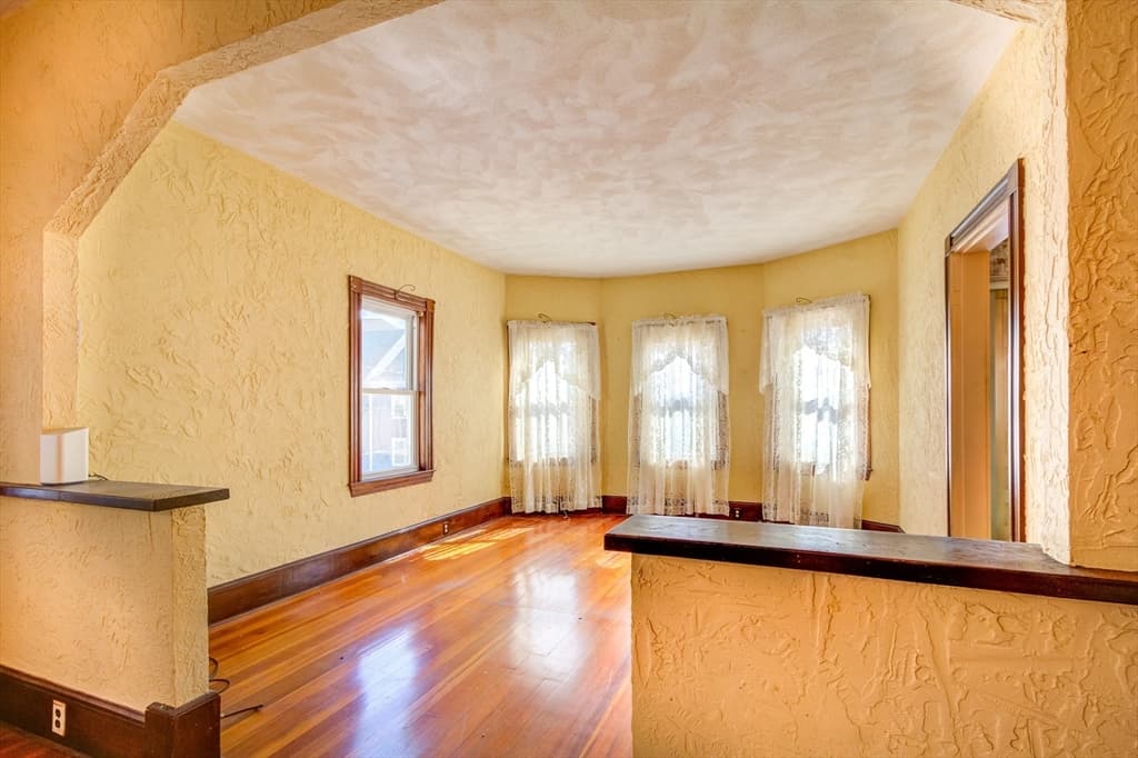 Multi Family at 89 Judson St, Malden MA 02148, photo 5 of 42