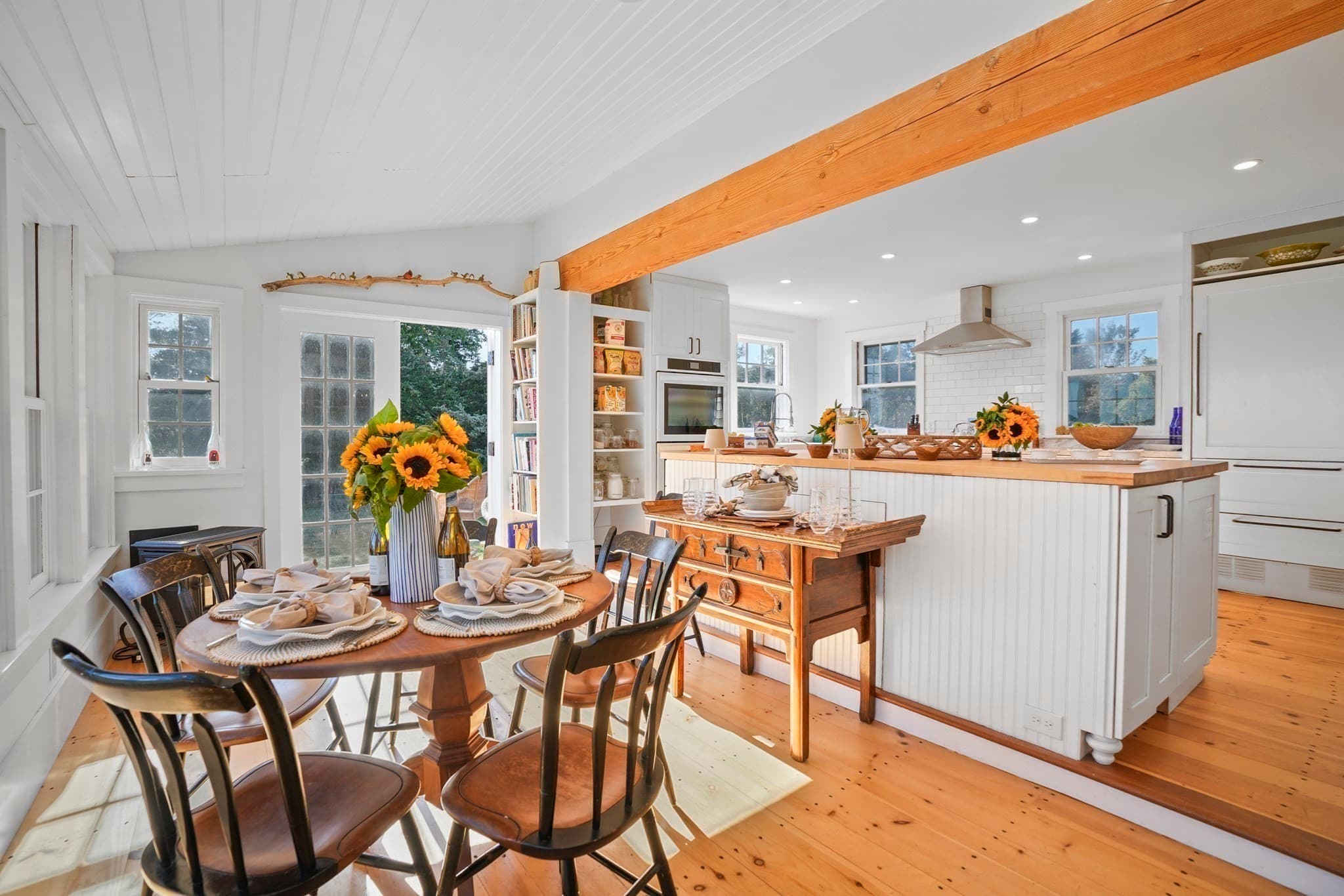 Single Family Residence at 187 Lagoon Pond Road, Tisbury MA 02575, photo 9 of 27
