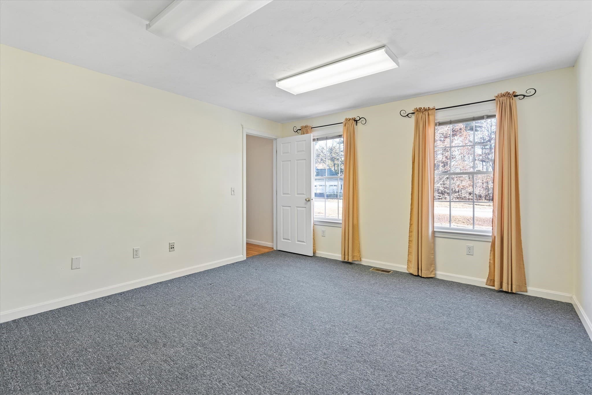 Commercial Sale at 484 Groton Rd, Westford MA 01886, photo 11 of 41