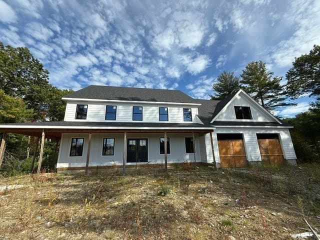 Single Family Residence at 66 S Main St, Berkley MA 02779, photo 13 of 14