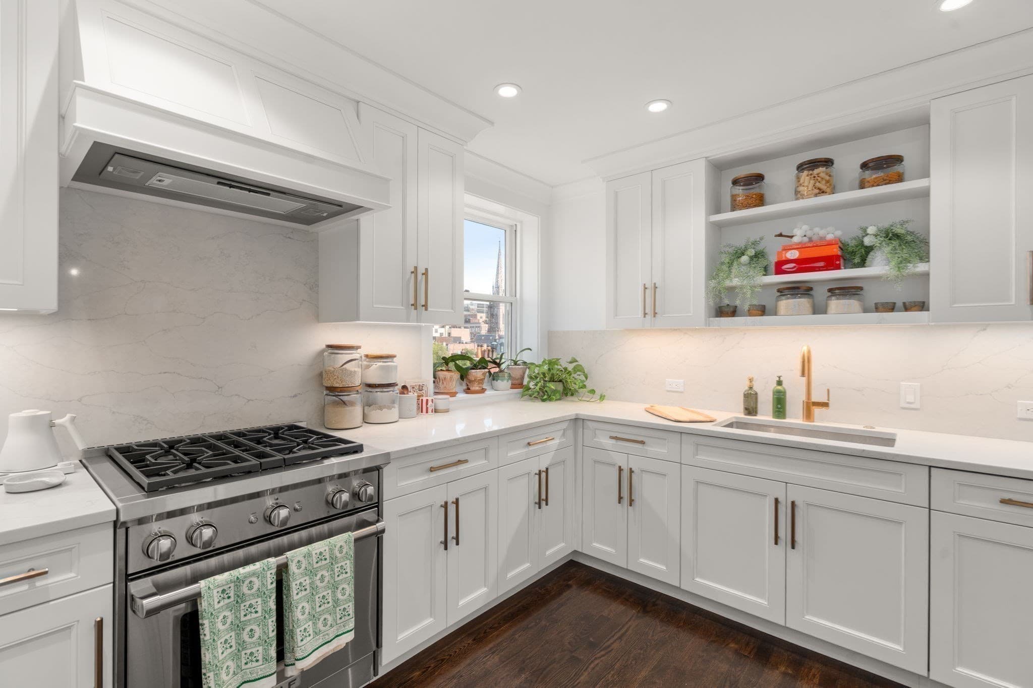Condominium at 65 Commonwealth Ave # 8B, Boston MA 02116, photo 13 of 40