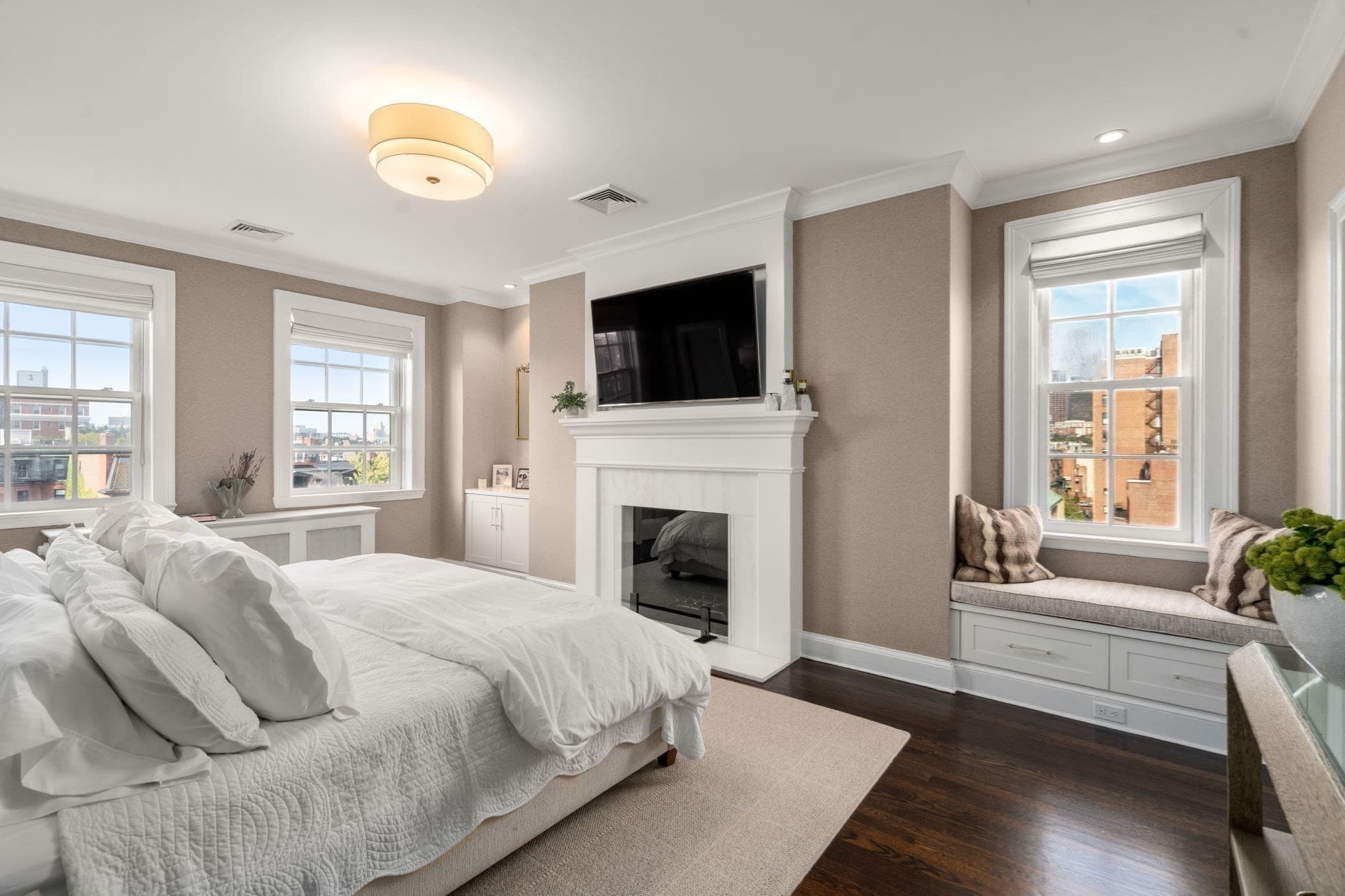 Condominium at 65 Commonwealth Ave # 8B, Boston MA 02116, photo 20 of 40