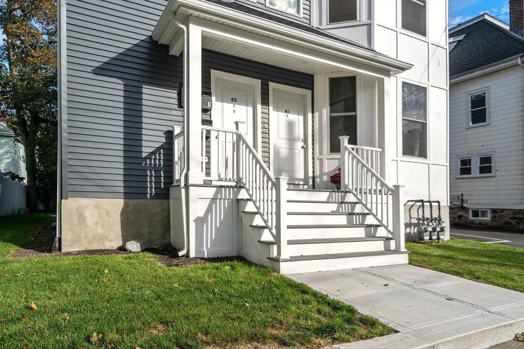Condominium at 43-45 Wellington St # 3, Waltham MA 02451, photo 31 of 36