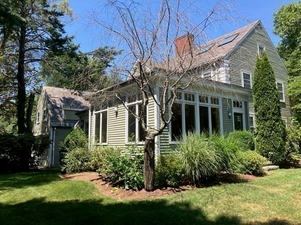 Single Family Residence at 3 Glenoe Rd, Brookline MA 02467, photo 9 of 12