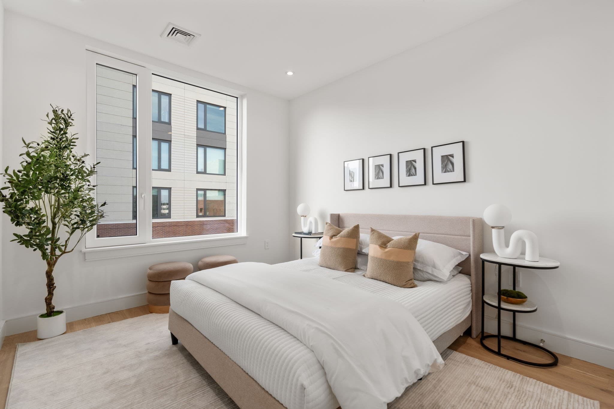Condominium at 595 Albany Street PH, Boston MA 02118, photo 26 of 38