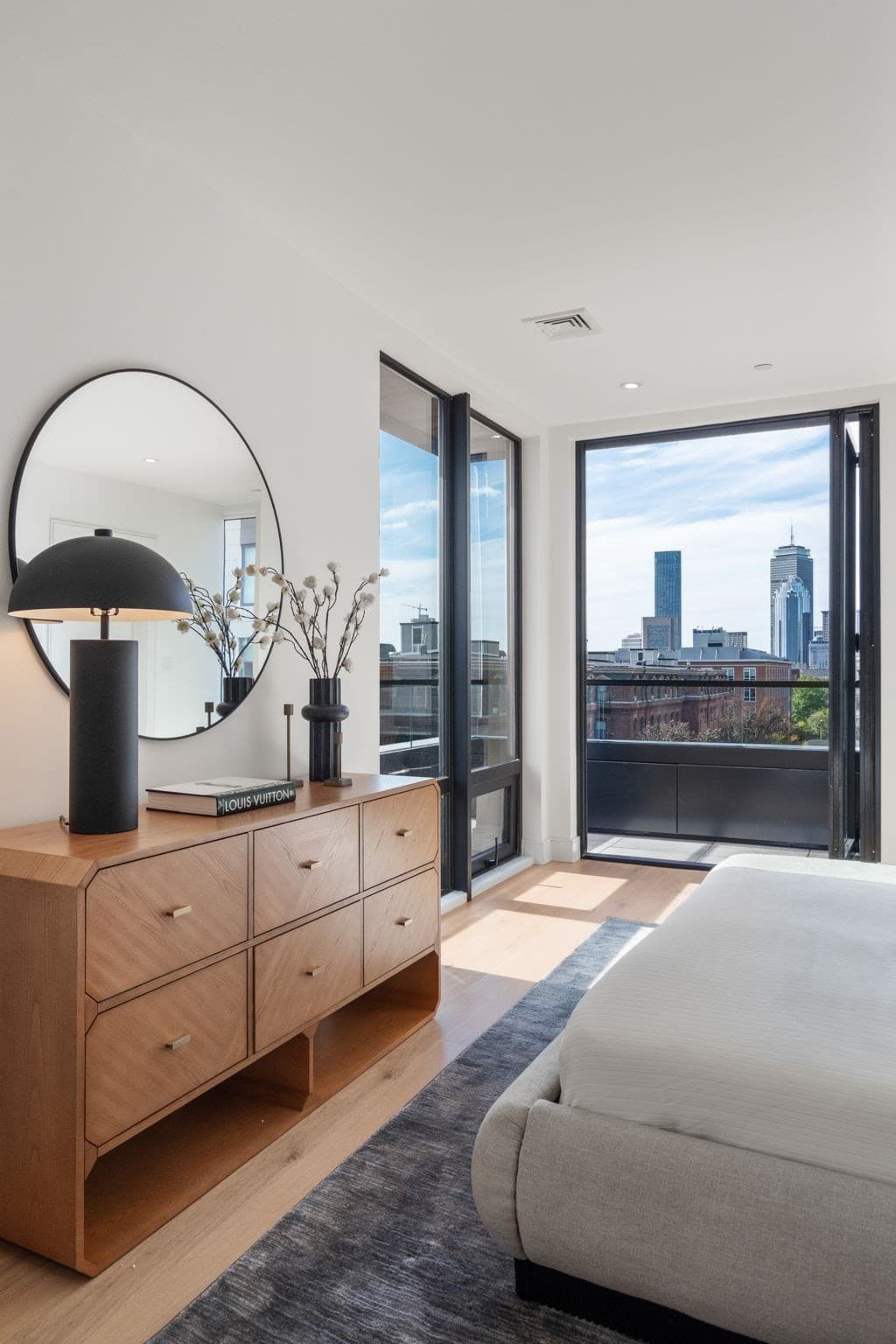 Condominium at 595 Albany Street PH, Boston MA 02118, photo 20 of 38