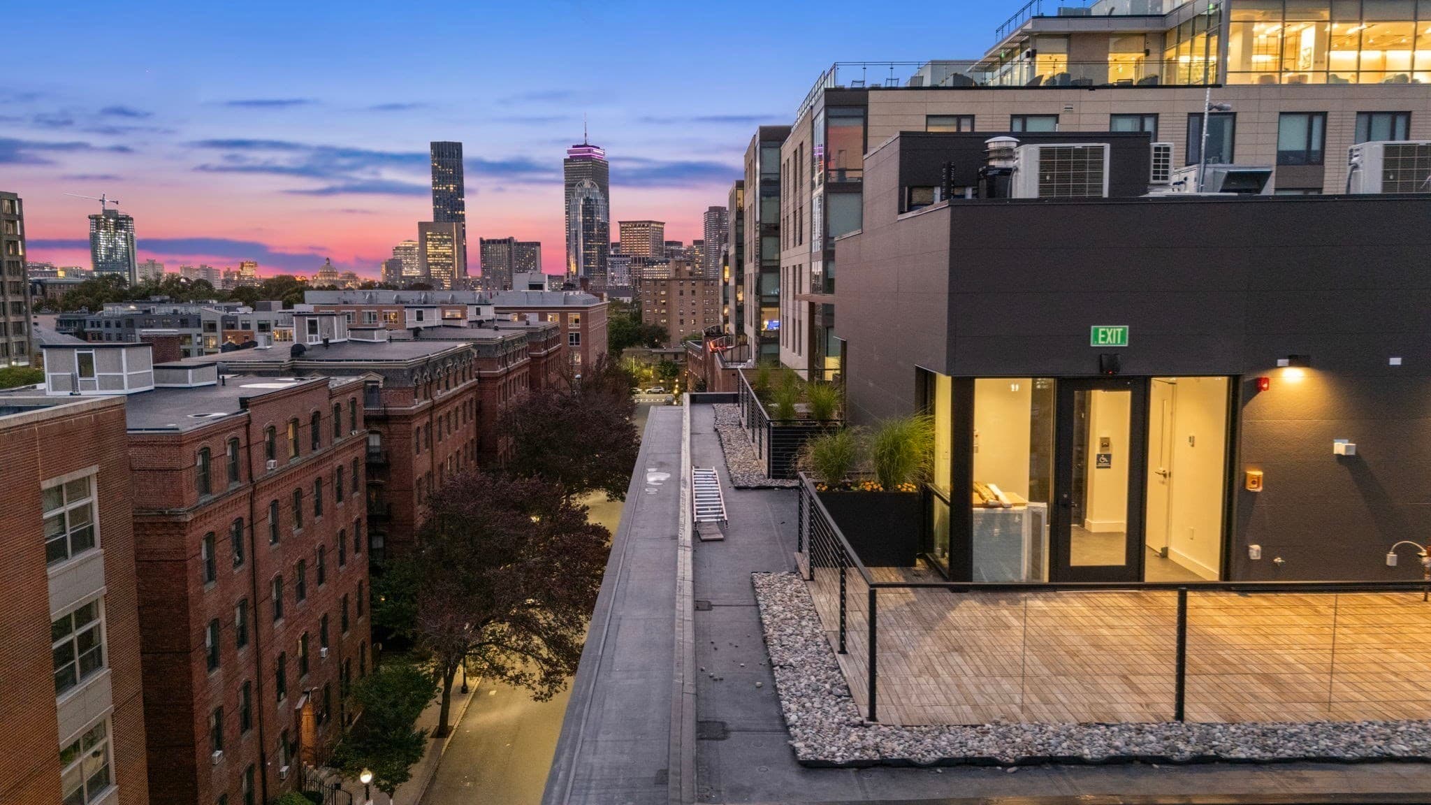 Condominium at 595 Albany Street PH, Boston MA 02118, photo 30 of 38