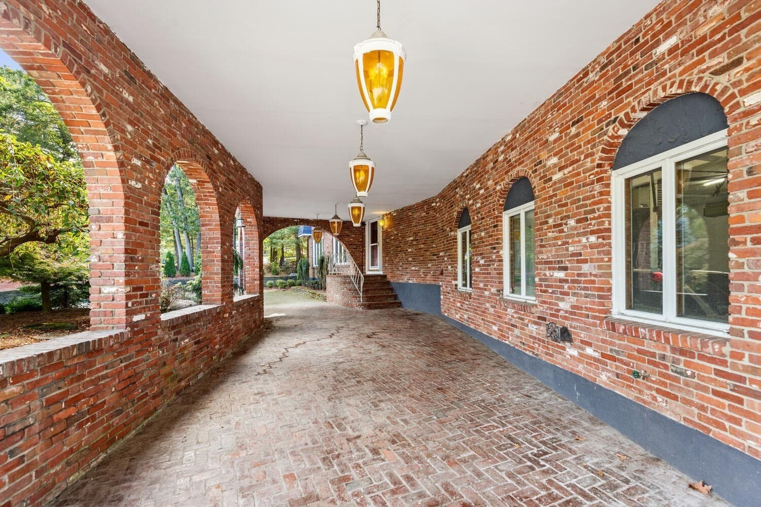 Single Family Residence at 227 Walnut Street, Saugus MA 01906, Saugus, photo 6 of 41