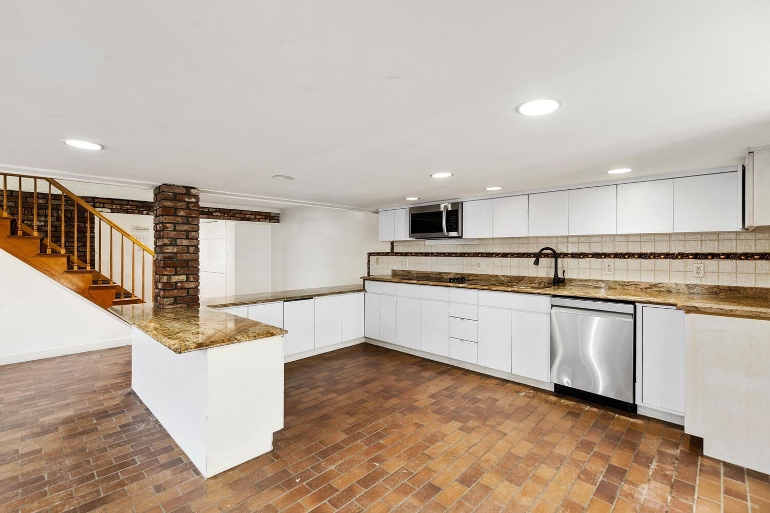 Single Family Residence at 227 Walnut Street, Saugus MA 01906, Saugus, photo 28 of 41