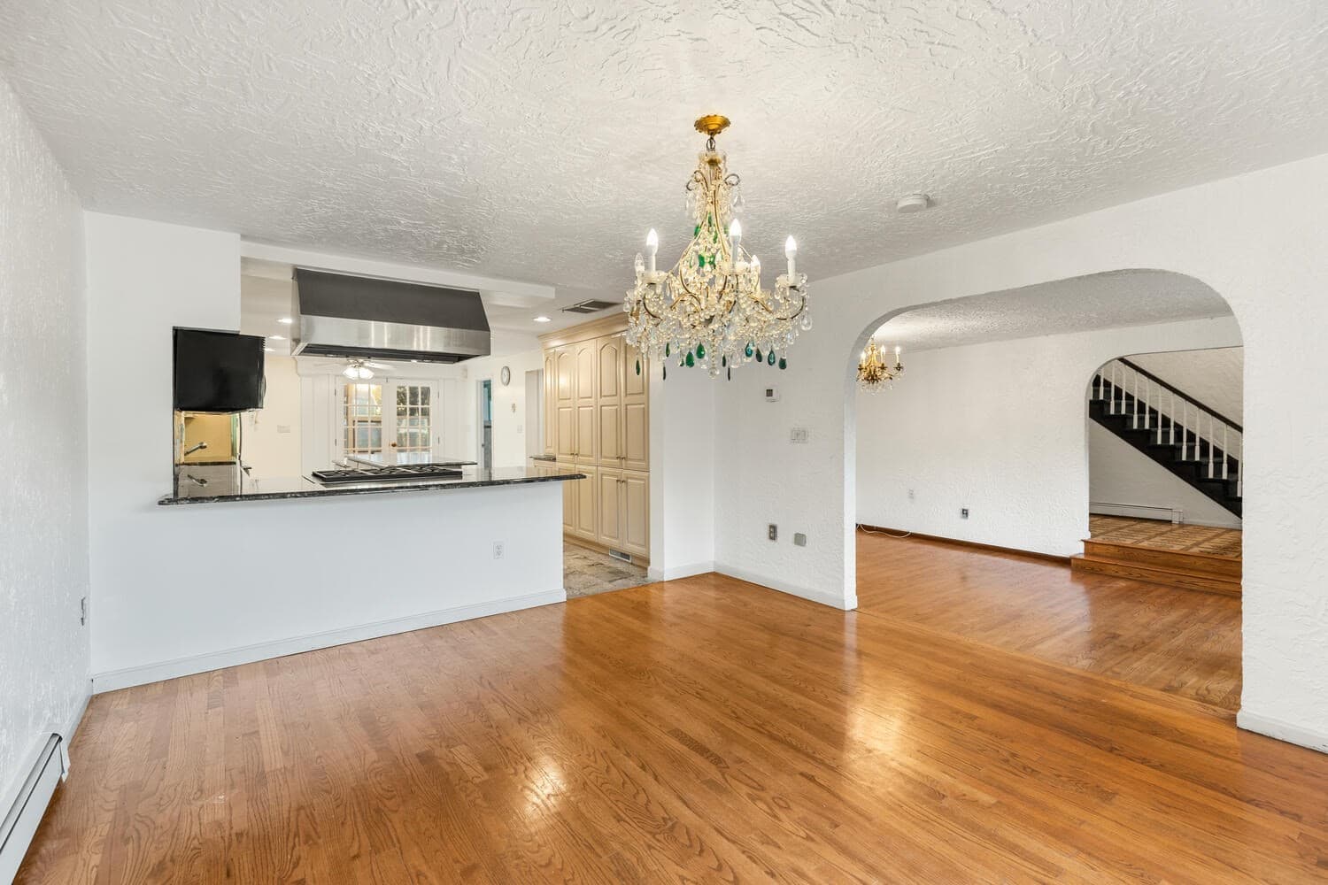 Single Family Residence at 227 Walnut Street, Saugus MA 01906, Saugus, photo 8 of 41