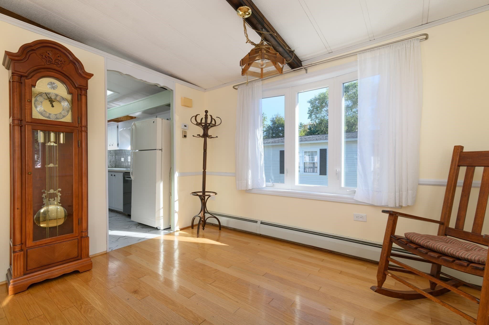 Mobile Home at 1 Canterbury Lane, Rockland MA 02370, photo 6 of 20