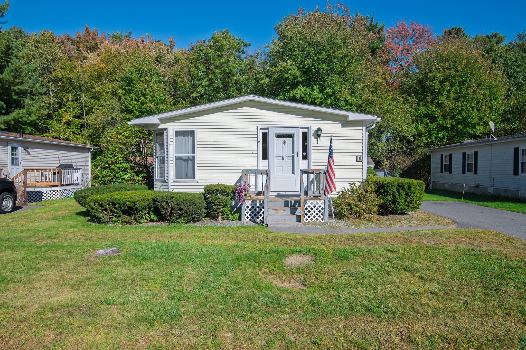 1 Canterbury Lane, Rockland MA 02370