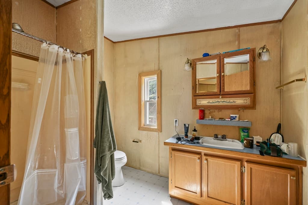 Single Family Residence at 2170 Canaan Southfield Rd, New Marlboro MA 01259, photo 6 of 12