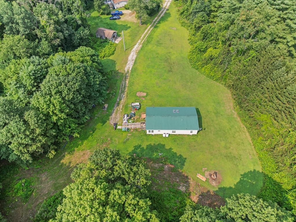 Single Family Residence at 2170 Canaan Southfield Rd, New Marlboro MA 01259, photo 11 of 12