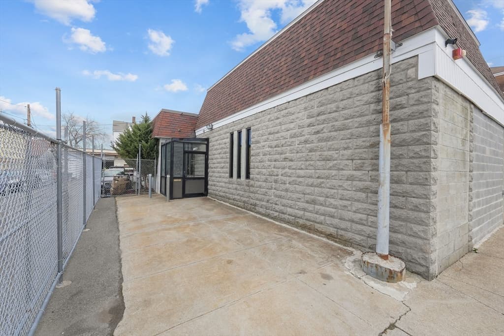 138 Morgan St, Fall River MA 02721 photo 21