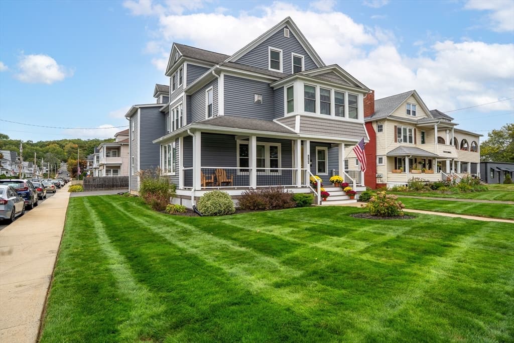1705-1707 Northampton Street, Holyoke MA 01040
