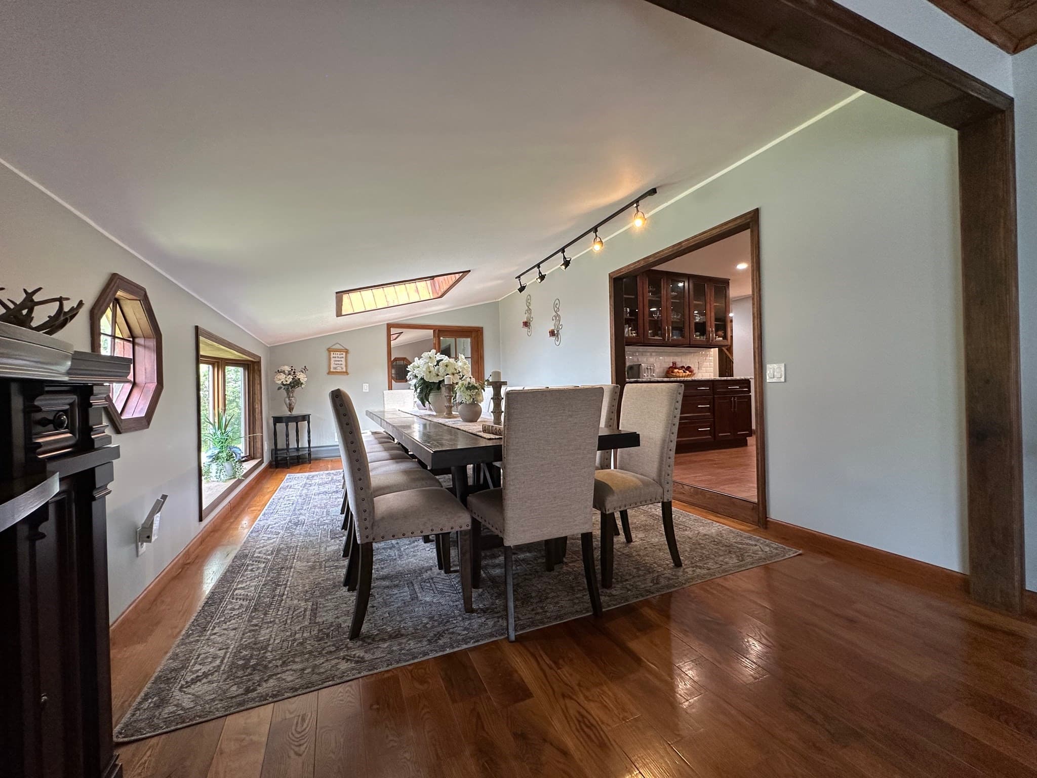 Single Family Residence at 170 Timberidge Drive, Russell MA 01071, photo 12 of 31