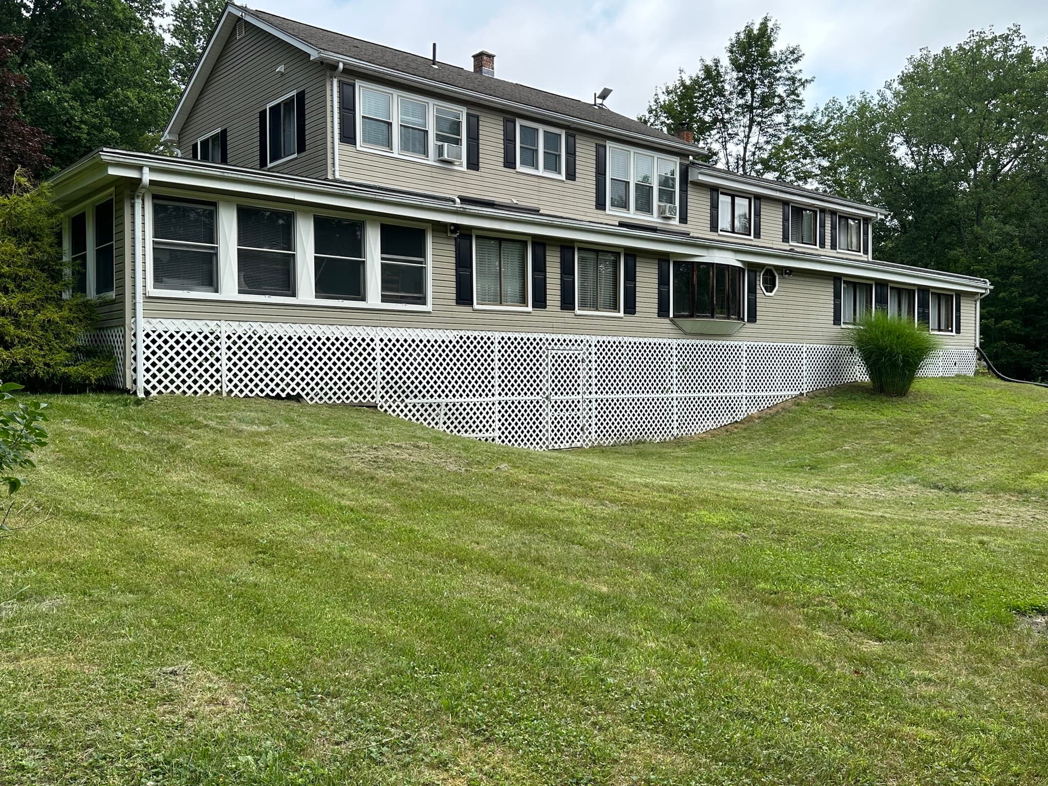 Single Family Residence at 170 Timberidge Drive, Russell MA 01071, photo 3 of 31