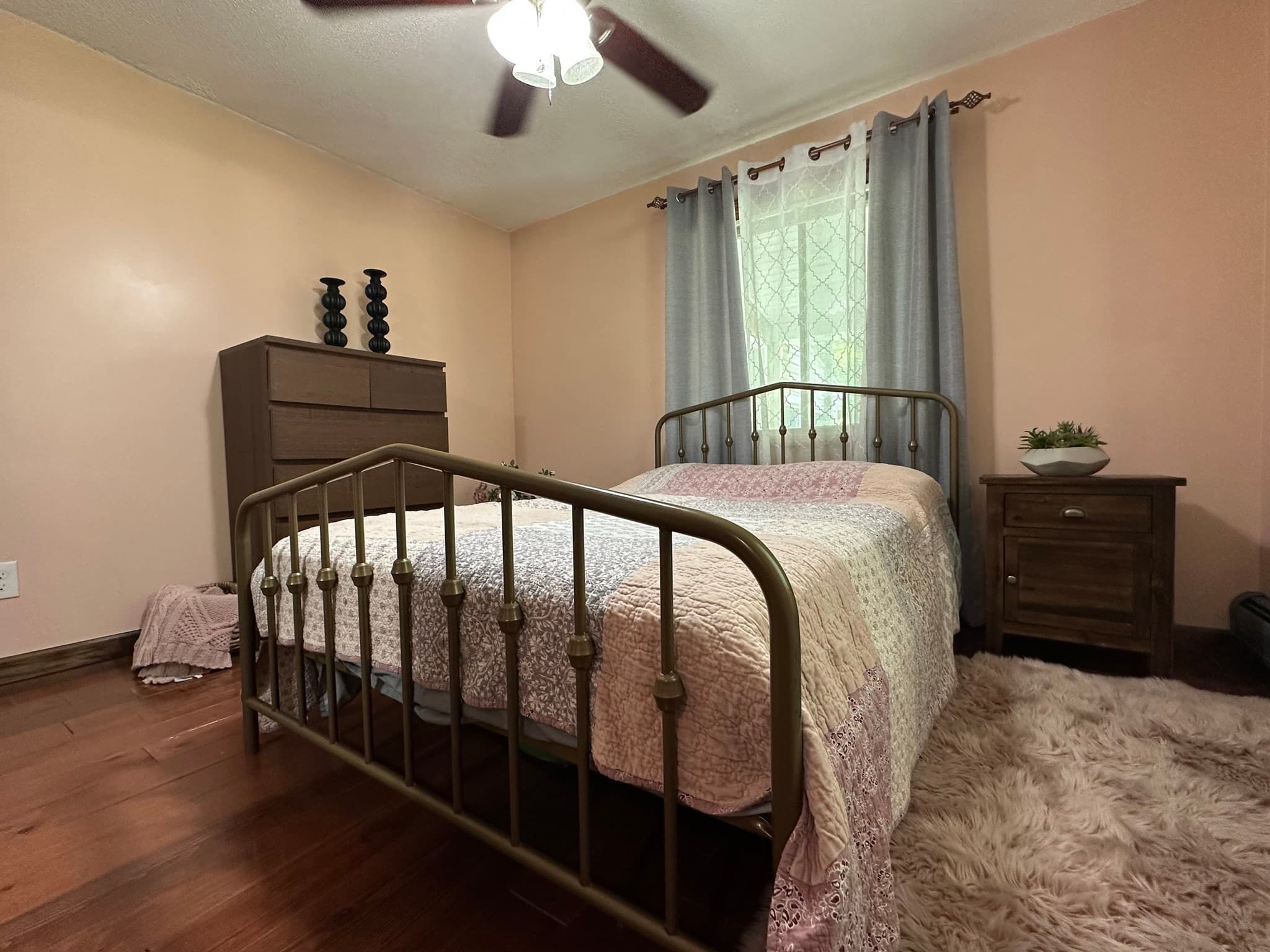 Single Family Residence at 170 Timberidge Drive, Russell MA 01071, photo 18 of 31