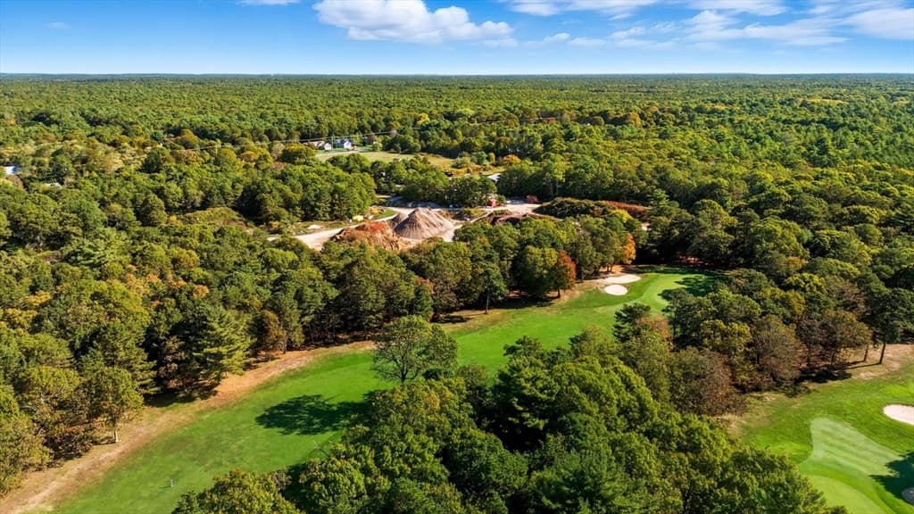 0 Elsies Way, Falmouth MA 02536