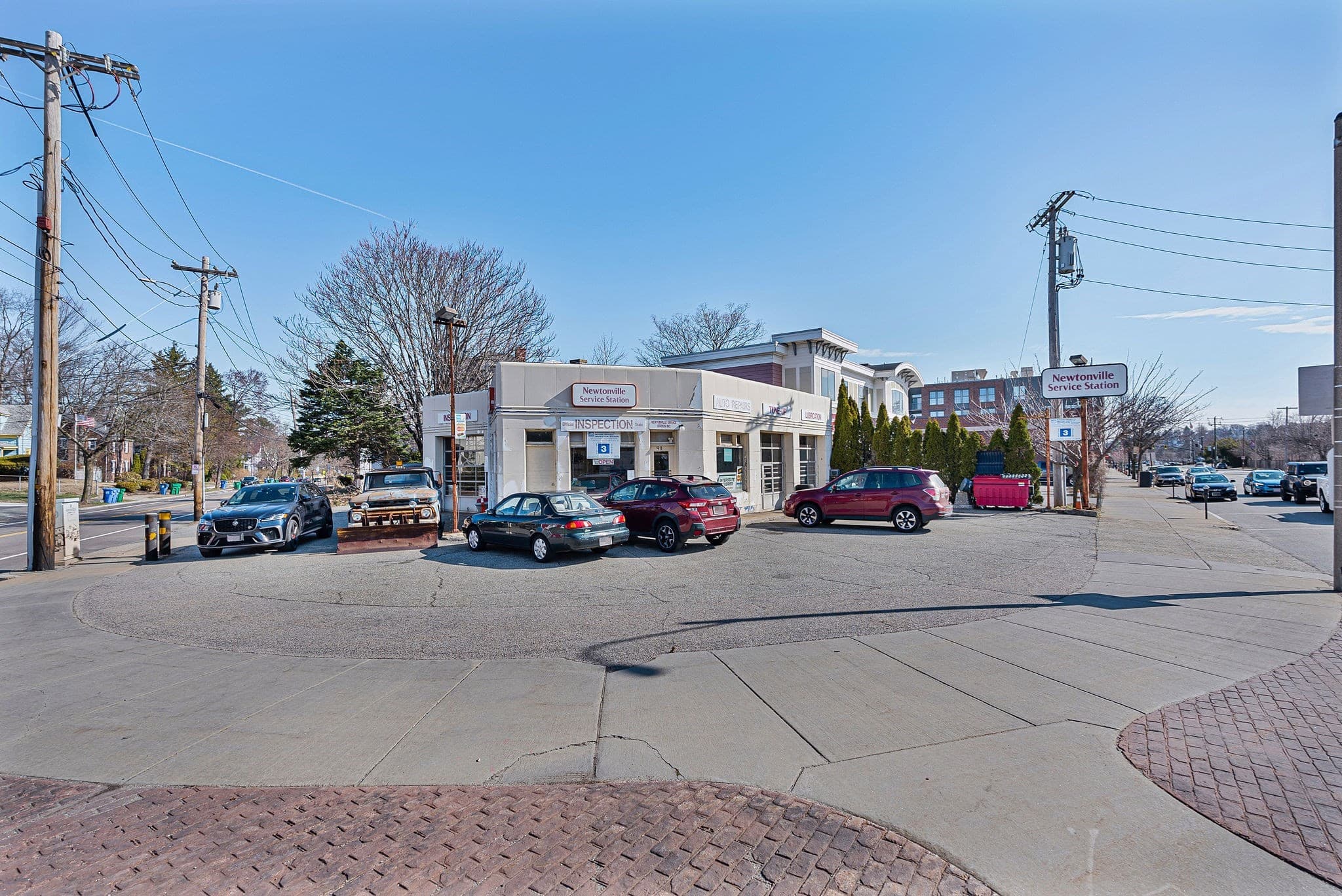 911 Washington St, Newton MA 02460