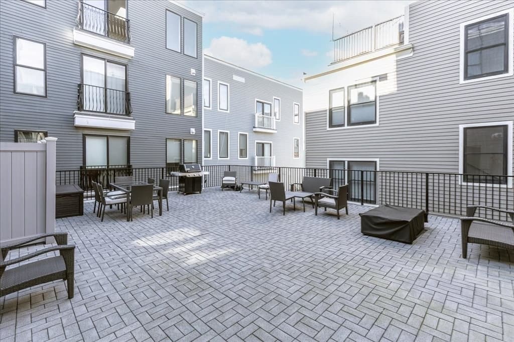 150 W. Broadway # 418, Boston MA 02127 photo 23