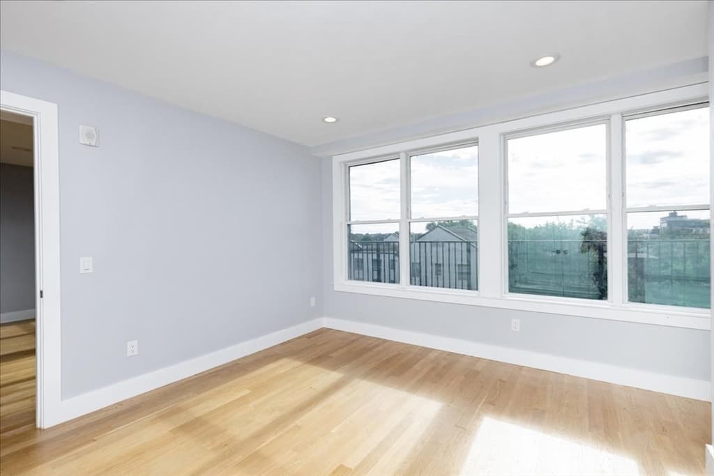 150 W. Broadway # 418, Boston MA 02127 photo 15