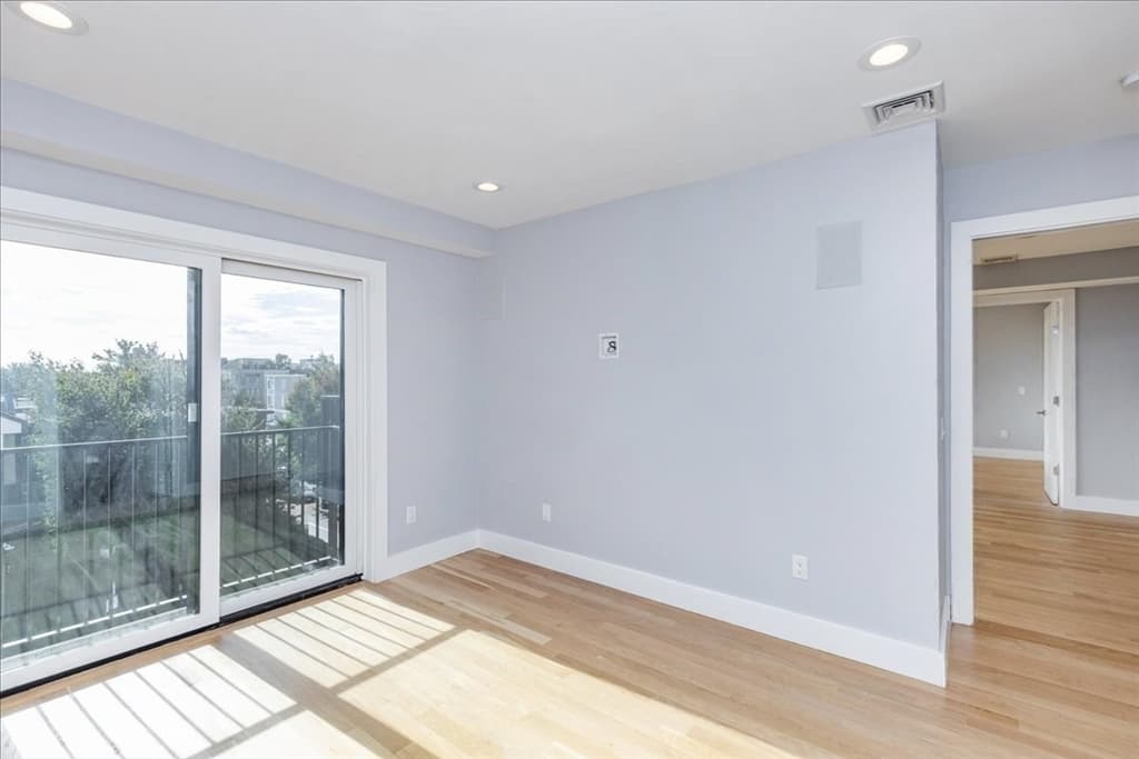 150 W. Broadway # 418, Boston MA 02127 photo 11