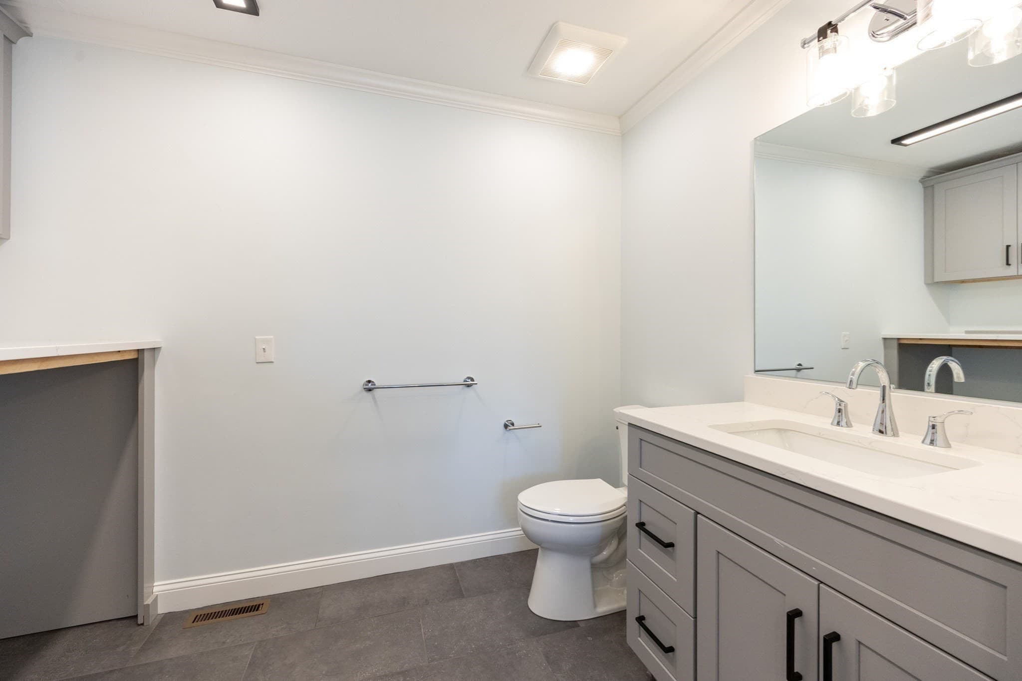 Condominium at 56 Baltic St # 56, Attleboro MA 02703, Attleboro, photo 31 of 32