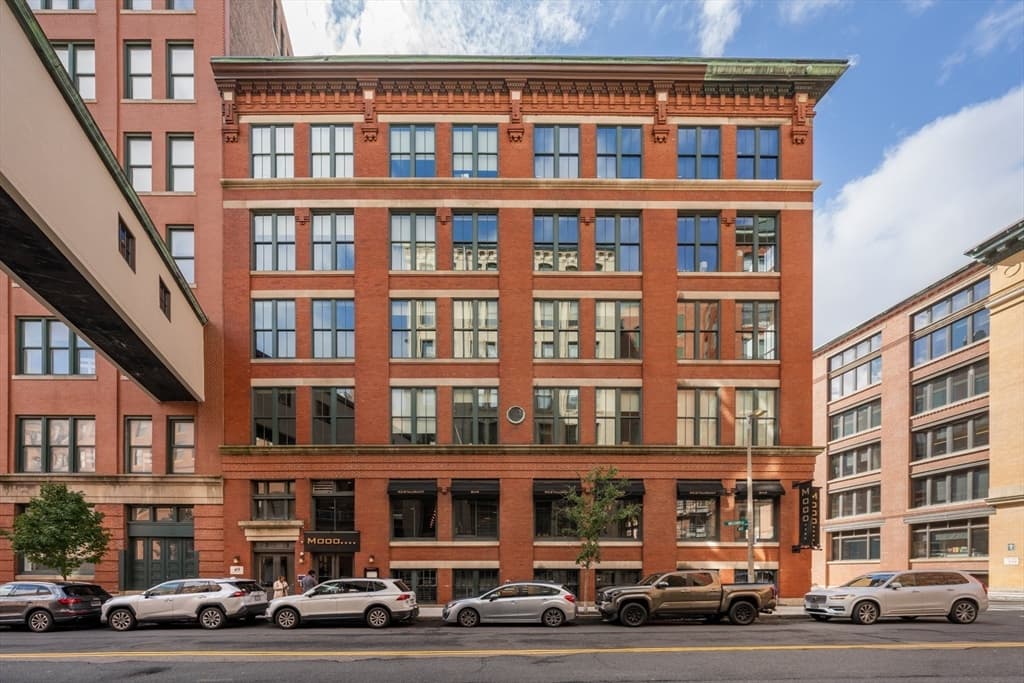49 Melcher St # 502, Boston MA 02210 photo 26