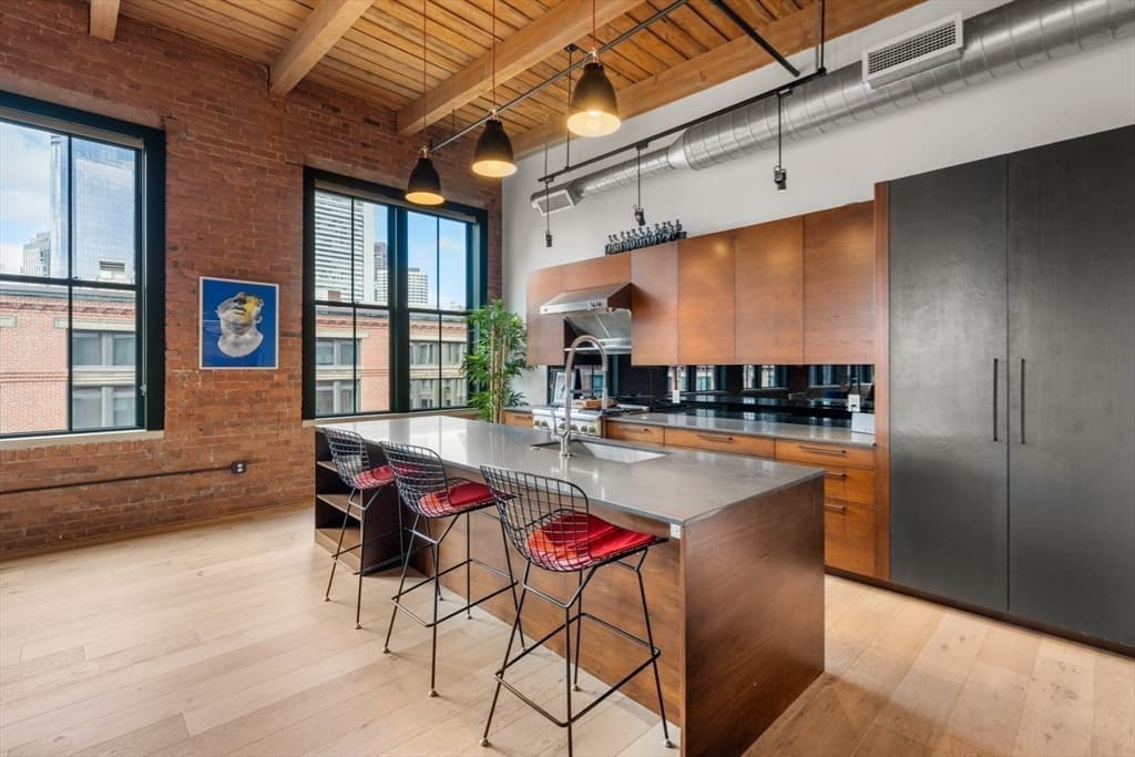 49 Melcher St # 502, Boston MA 02210 photo 4