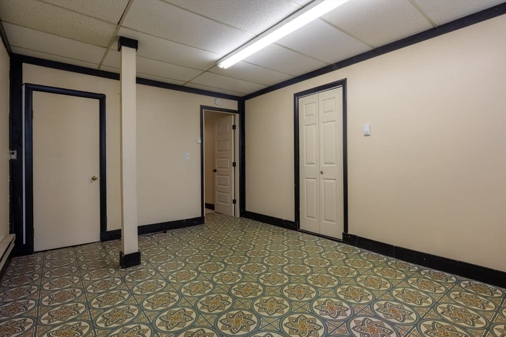 301-303 Linden St, Holyoke MA 01040 photo 20